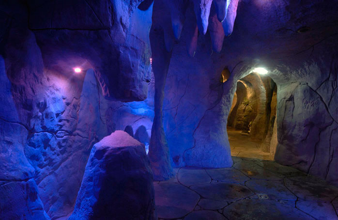 Piscina con fuente de hielo