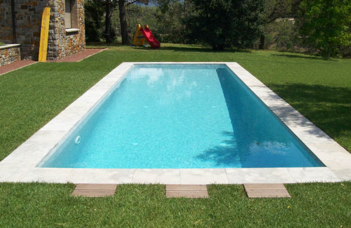 Piscina d'obra rectangular